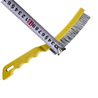 щетка металлическая ручная, шестирядная, с пластиковой ручкой оптом
